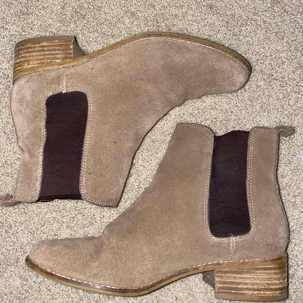 Brown Suede Chelsea Boots - Gap - Size 8